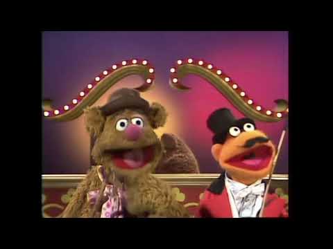 Muppet Songs: Simon Smith and His Amazing Dancing Bear