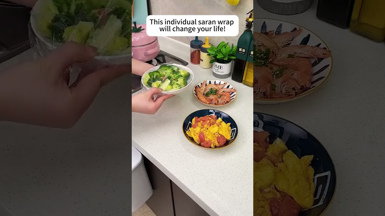 Saran wrap lifehack for quick leftovers 