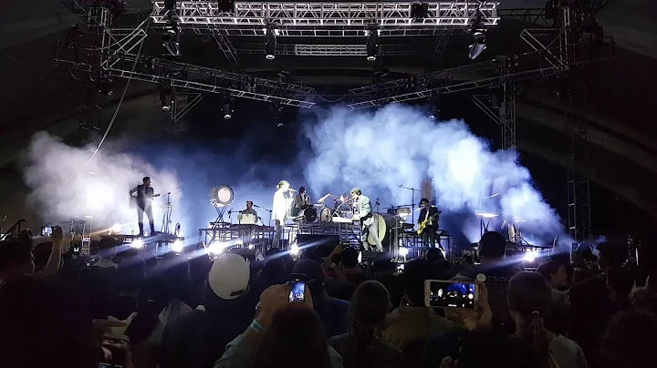 Never give up - For King and Country | @Globe Circuit Event Ground