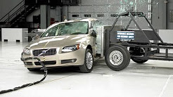 2007 Volvo S80 side IIHS crash test