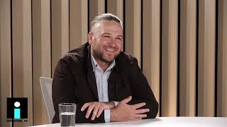 Scenarii pentru criza guvernamentală - jurnalistul politic Sebastian Zachmann la Oameni Informați