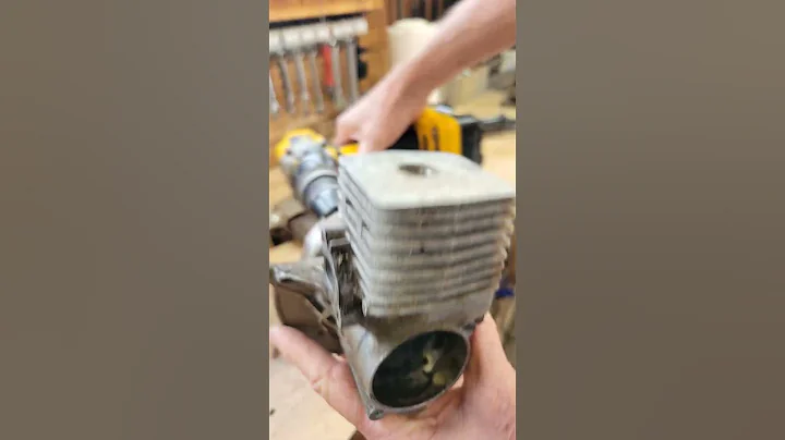 what happens inside my 2 stroke motor #workshoplife #2stroke #2strokeengine