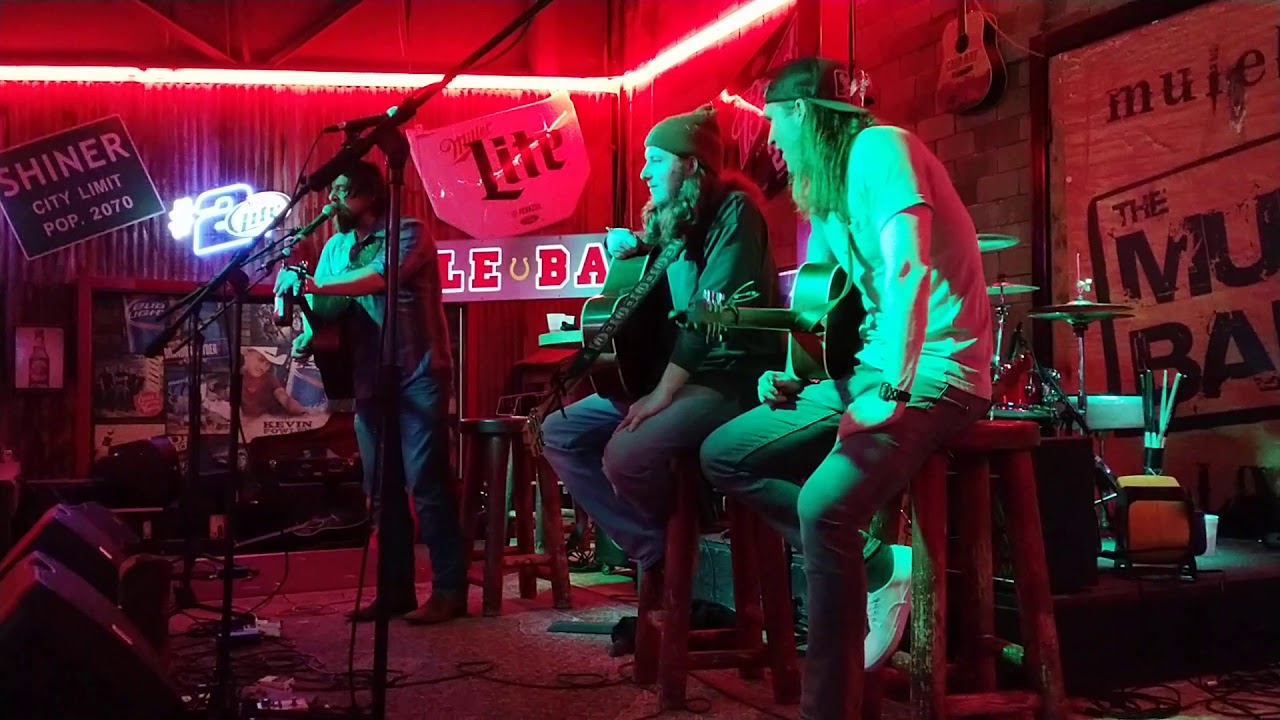 Buck Fuffalo @ Mule Barn 20191129 202005