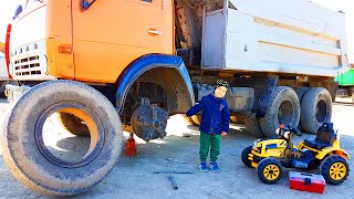 big truck is broken down dima repair all trucks