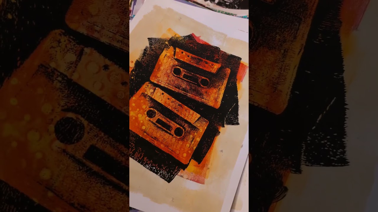 I find fun things when I sort through my piles of papers.#monoprinting #gelprinting #art