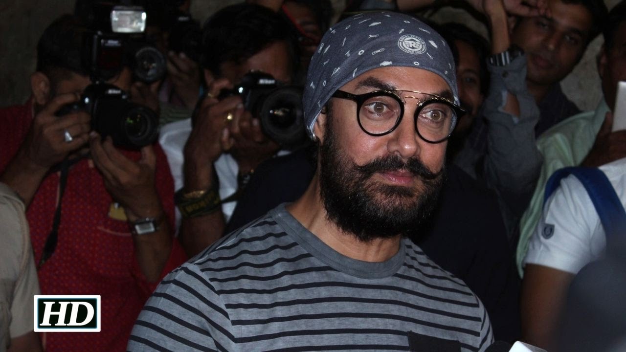 ADMITTED  Aamir Khan starts SMOKING again