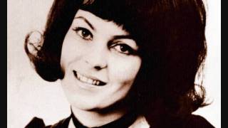 Video thumbnail of "Paula Koivuniemi - En Antaa Muuta Voi (1968)."