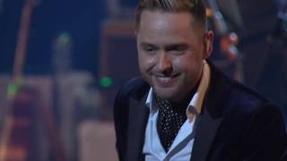 Video voorbeeld van "Derek Ryan - Irish Medley 2018 Live (DVD)"