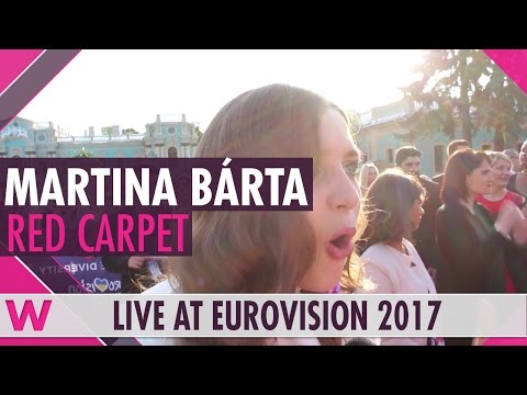 Martina Barta LOVES Salvador Sobral (Eurovision 2017 red carpet)
