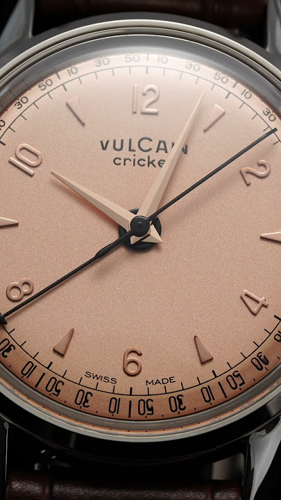 This watch can wake you up in the morning 🦗
