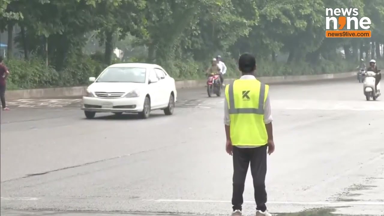 Bangladesh : Student Protest Volunteers Manage Traffic in Dhaka Amid Police Shortage | News9
