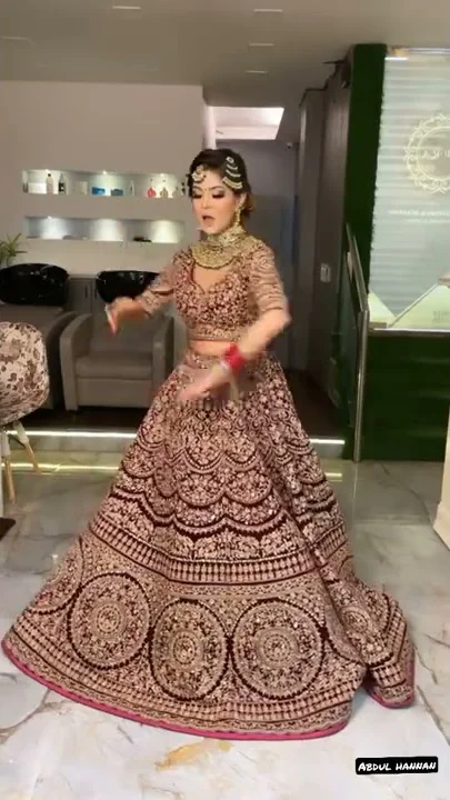 52 Gaj Ka Daman Song Performance By Beautiful😍💓 Bridal Dance And beautiful Moves for Whatsapp Status