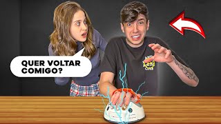 Thumbnail for TESTEI O ZANELLA COM O DETECTOR DE MENTIRAS...