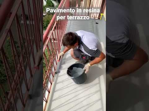 Video: Impermeabilizzare il pavimento del bagno sotto le piastrelle con le tue mani