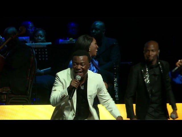 Gospel Goes Classical ft Takie Ndou - Praise Medley class=