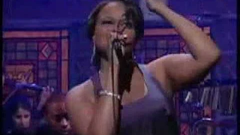 Chrisette Michele performing on the David Letterman show
