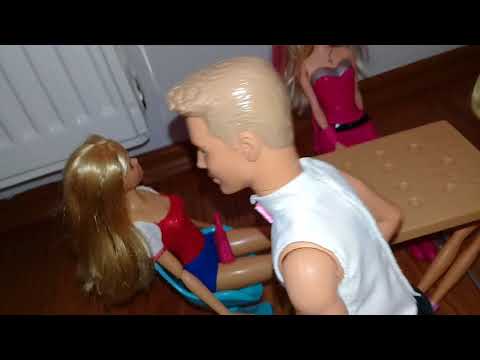 Barbie ve Ken'in aşkı part 1 ona aşık mı