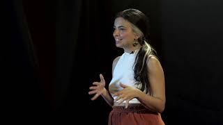 Uma mulher confortável em si é uma revolução | Lela Brandão | TEDxBeloHorizonte