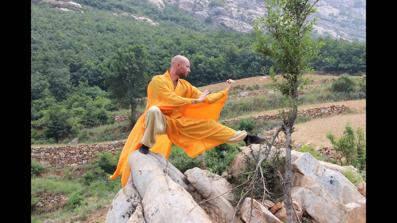 Chuan Tong Gong - 传统功 - Traditional Shaolin foundation work