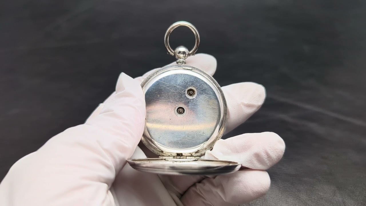 (^-^)vおいらの時空箱の中に有ったアンティーク100年前の銀製枠の海中時計 1880年頃 アンティーク Bauer 装飾ダイヤル 鍵巻き 懐中時計 銀側 直径