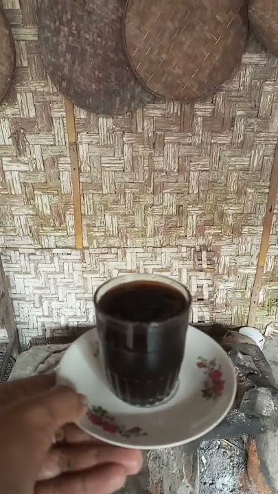SRUPUT KOPI PAGI HARI, DI DAPUR BAMBU