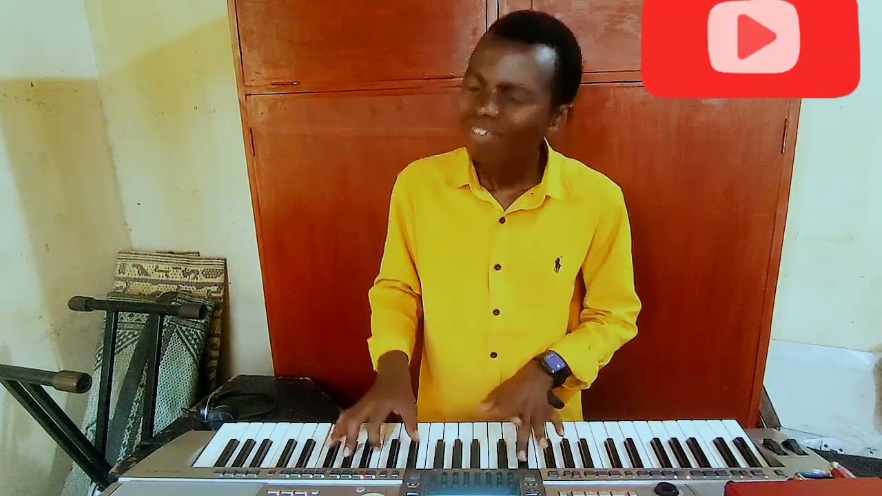 Umukunga 🙏  Emmy nk' umunsi ageze muri america,.... Umuriro 🔥