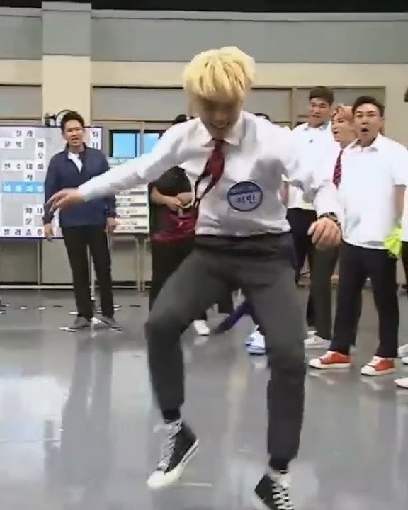 he is good talented  and strong jimin 🤯🤯😫
