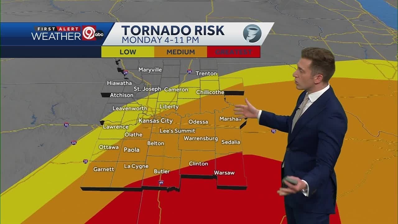 ALERT DAY: Severe weather risk for Monday - YouTube