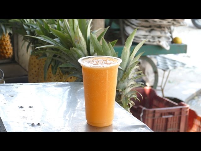 Papaya Juice  | FRUITS IN INDIAN STREETS | HEALTHY STREET FOODS street food
