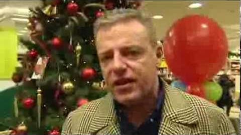 Celebrate 2014 with Suggs at Three NYE Dublin!