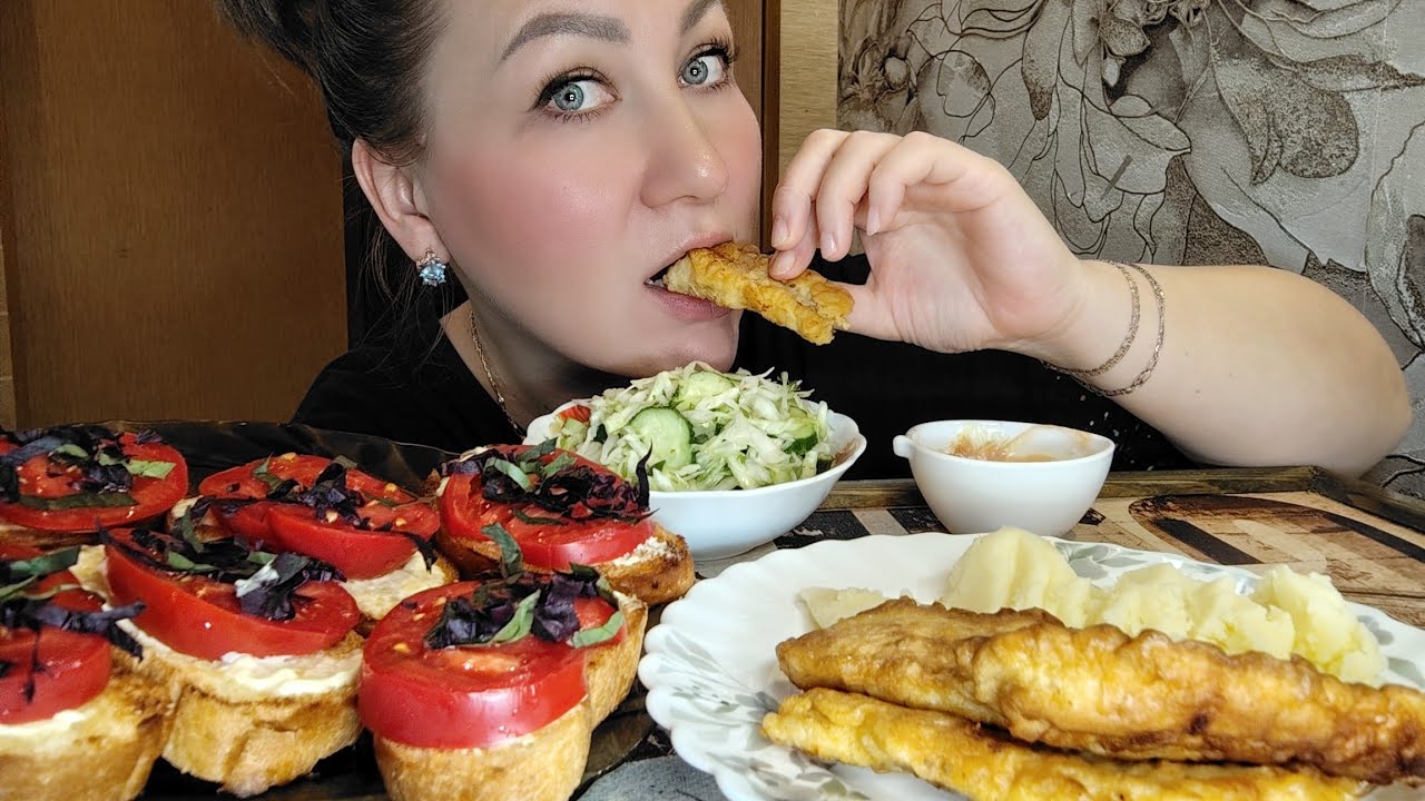 МУКБАНГ/РЫБКА В КЛЯРЕ🔥ПЮРЕ, САЛАТИК И БУТЕРБРОДЫ👍