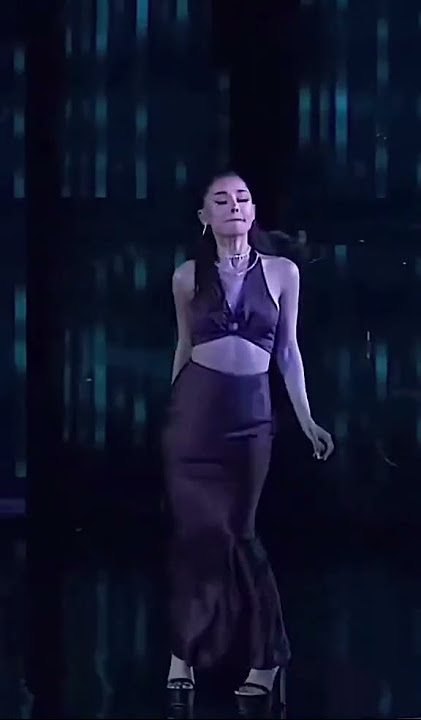 The Weeknd's Reaction to Ariana Grande 😍