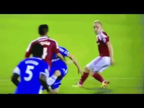 Marco van Ginkel horror knee injury Swindon Town-Chelsea (League Cup)