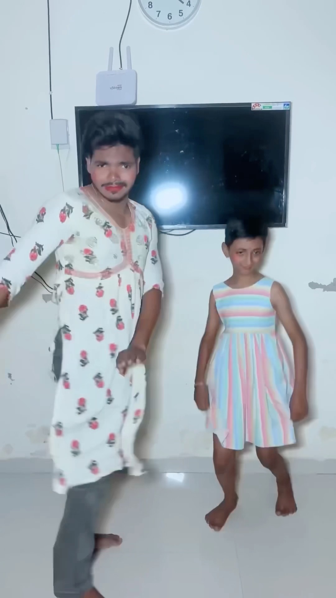 Biwi no.1?|| पड़ोसन की औलाद ?||#comedy #biwino1 #funny #youtubeshorts #golu008 #padosankabacha