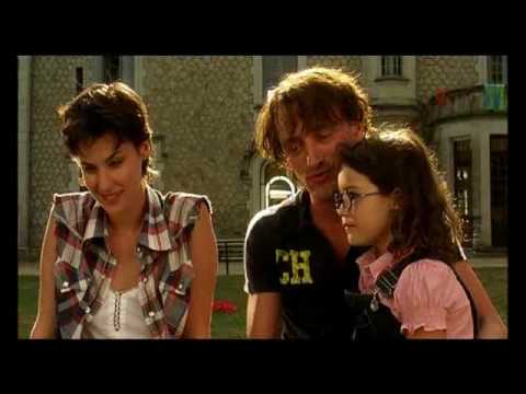 Nos jours heureux: vincent et lisa - YouTube