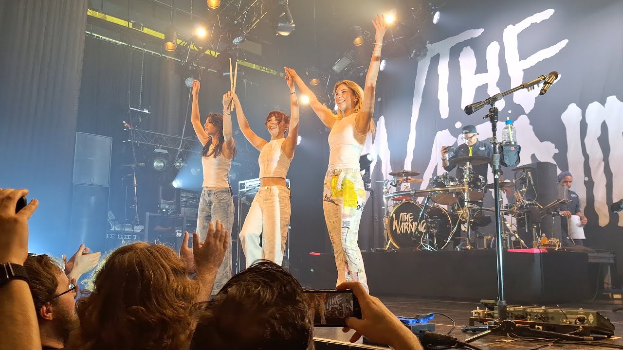 The Warning - Narcisista/Evolve (full encore) 4K LIVE @Melkweg Amsterdam 5-8-2024