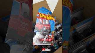 Highlight 2023 Hot Wheels - M Case