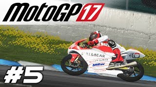 MotoGP 17 | RIDER CAREER #5 | BECOMING A THREAT! | JEREZ (Pro) screenshot 2
