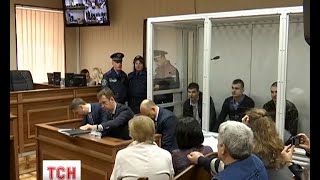 видео У Києві обрали запобіжний захід нападнику на суддю у справі про вбивство майданівців