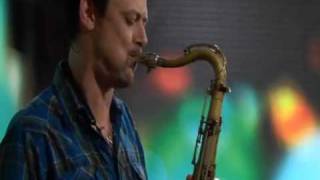 Polar Bear Perform Bap Bap Bap On The Review Show