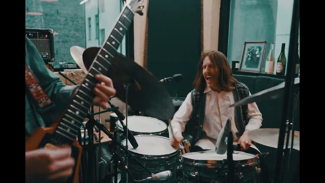 Full Earth - Full Earth pt I: Emanation (Live in Studio)