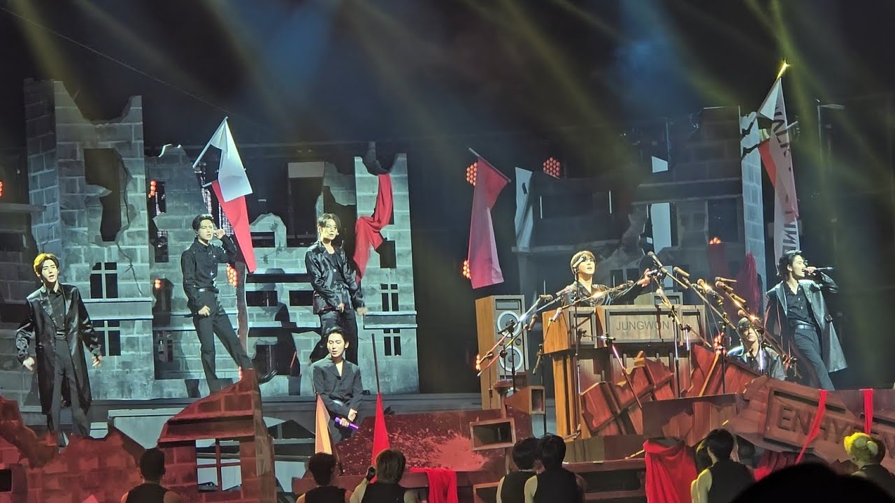 [Fancam] Enhypen 엔하이픈 Future Perfect (Pass the MIC) at Walk the Line in Seoul Day 1