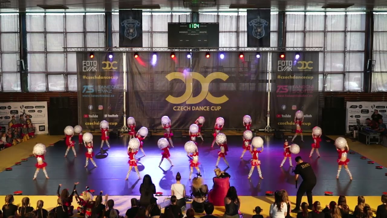 1. Landy dance company - Christmas time