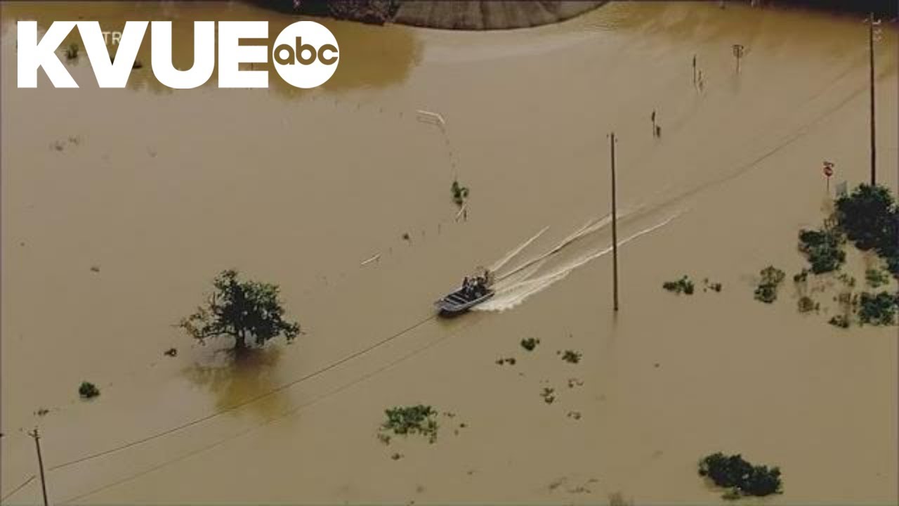 Texas flooding: Gov. Abbott provides update on response efforts - YouTube