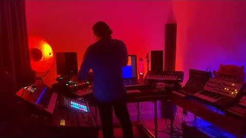 SEQUENTIAL OB-6 - MOOG SUB PHATTY - ROLAND JU-06-A - TR-8S - BEHRINGER MS 101 - CAT - EVENTIDE H9 -