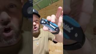 Looking at makita folding utility knife