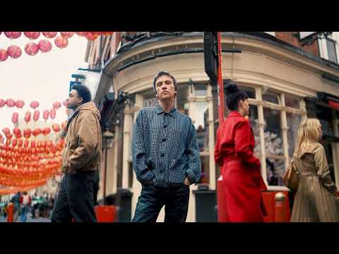 Johnny Marr - In and Out of Love (Visualiser)