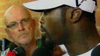 Vick Arrives at Camp, No Change in Status