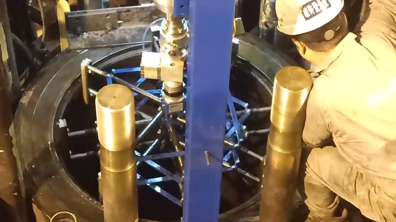 Honing of Main Engine Cylinder Liner