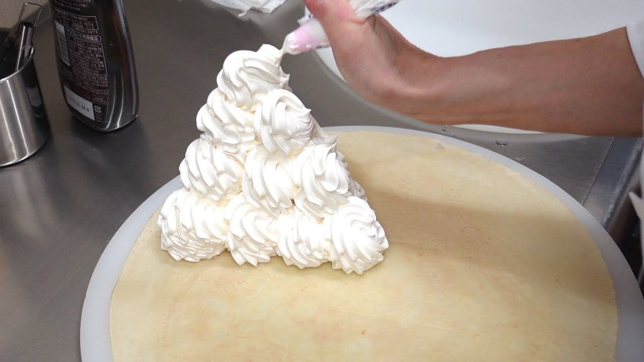 生クリーム天国 生クリーム1リットル使った結果ピラミッドみたいなクレープができちゃったwwwww Youtube